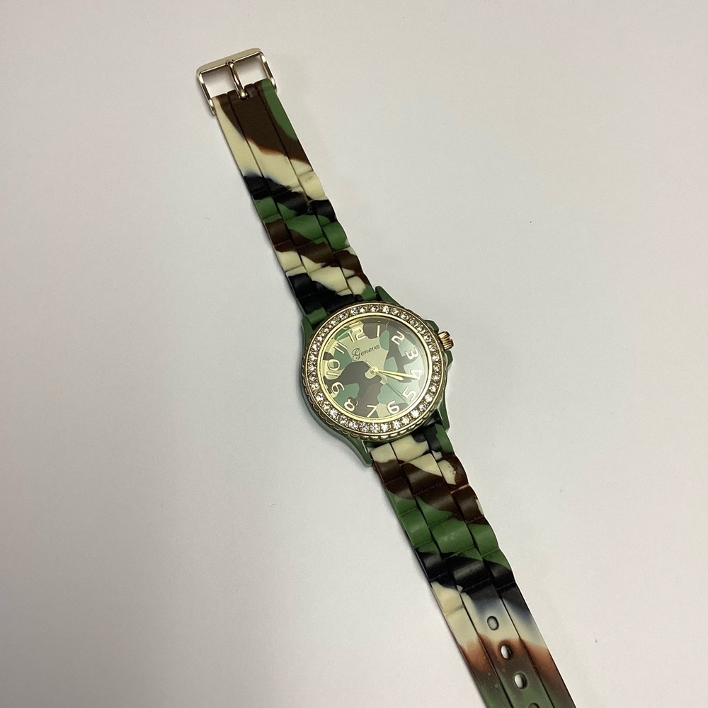 Geneva Camo Wristwatch With Gold Hardware